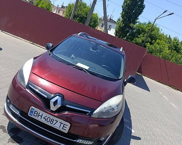 Красный Рено Сценик, объемом двигателя 1.46 л и пробегом 225 тыс. км за 9500 $, фото 1 на Automoto.ua