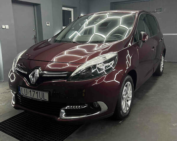 Красный Рено Сценик, объемом двигателя 1.5 л и пробегом 245 тыс. км за 5500 $, фото 1 на Automoto.ua