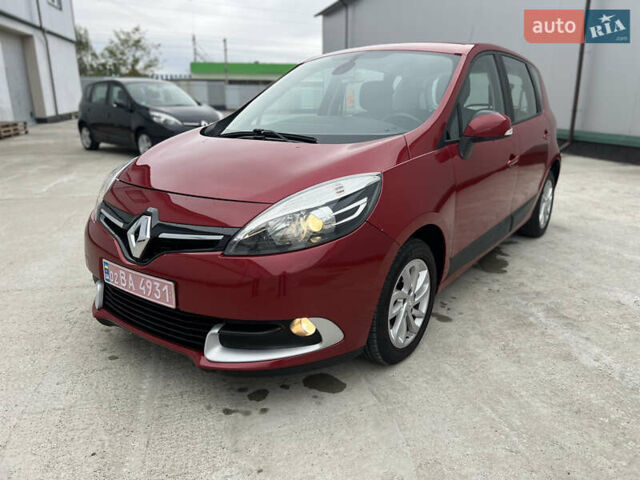 Красный Рено Сценик, объемом двигателя 1.5 л и пробегом 228 тыс. км за 8700 $, фото 1 на Automoto.ua