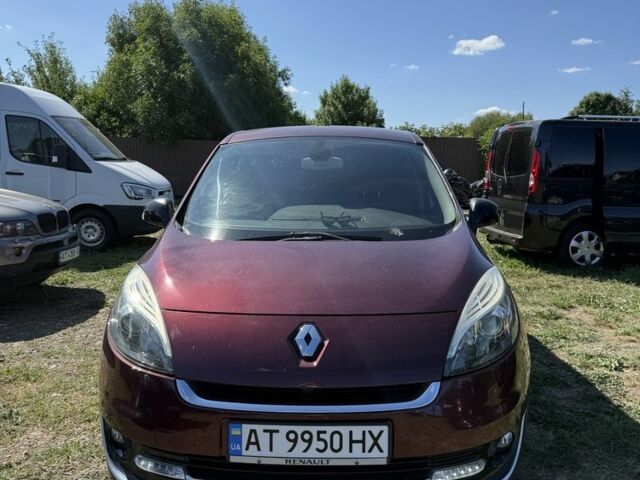 Червоний Рено Сценік, об'ємом двигуна 1.5 л та пробігом 250 тис. км за 7306 $, фото 1 на Automoto.ua