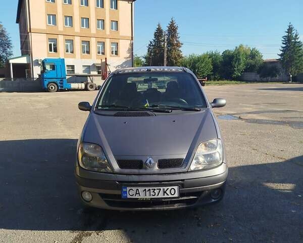 Рено Сценик, объемом двигателя 1.6 л и пробегом 450 тыс. км за 1700 $, фото 1 на Automoto.ua