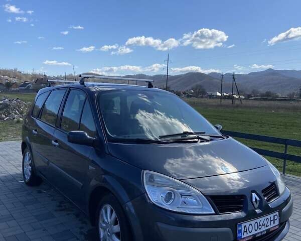 Рено Сценик, объемом двигателя 1.5 л и пробегом 250 тыс. км за 4800 $, фото 1 на Automoto.ua