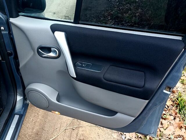 Рено Сценик, объемом двигателя 1.6 л и пробегом 199 тыс. км за 6500 $, фото 1 на Automoto.ua