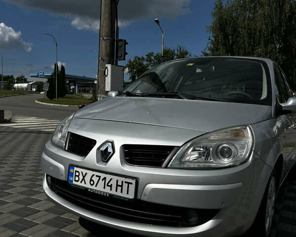 Рено Сценик, объемом двигателя 1.6 л и пробегом 176 тыс. км за 5500 $, фото 1 на Automoto.ua