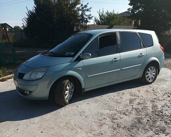 Рено Сценик, объемом двигателя 2 л и пробегом 176 тыс. км за 6100 $, фото 1 на Automoto.ua