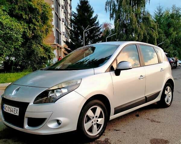 Рено Сценик, объемом двигателя 1.46 л и пробегом 267 тыс. км за 7200 $, фото 1 на Automoto.ua
