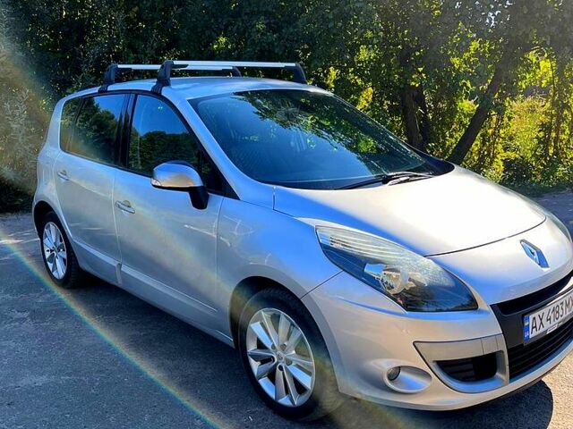 Рено Сценик, объемом двигателя 1.4 л и пробегом 241 тыс. км за 6100 $, фото 1 на Automoto.ua