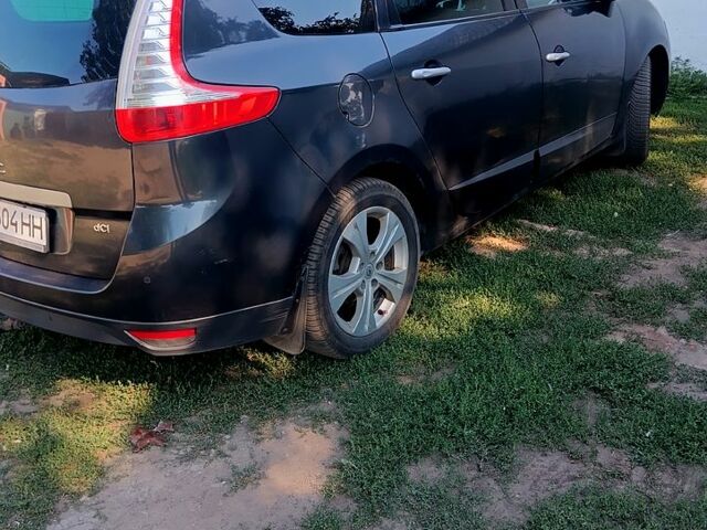 Рено Сценик, объемом двигателя 1.5 л и пробегом 270 тыс. км за 6300 $, фото 1 на Automoto.ua