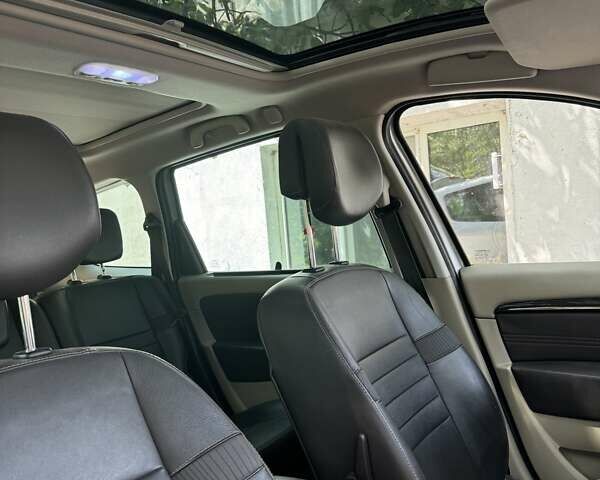 Рено Сценик, объемом двигателя 0 л и пробегом 200 тыс. км за 8000 $, фото 1 на Automoto.ua