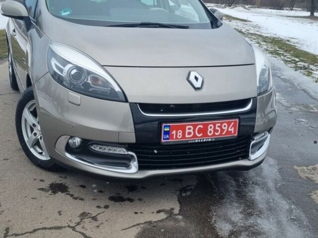 Рено Сценік, об'ємом двигуна 1.6 л та пробігом 314 тис. км за 7800 $, фото 1 на Automoto.ua