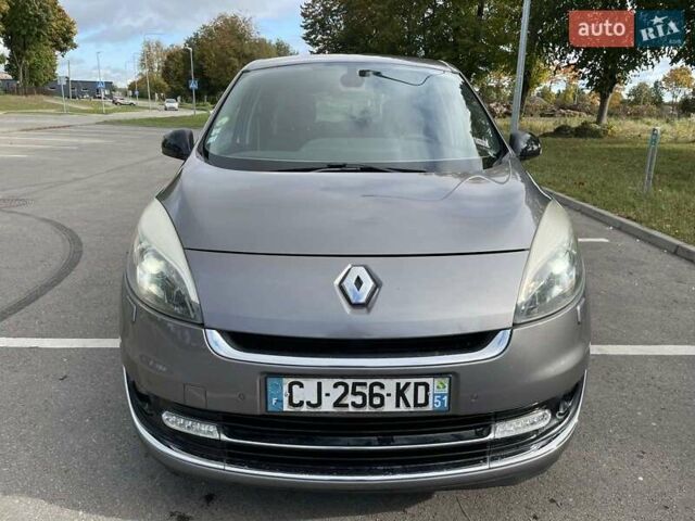 Рено Сценик, объемом двигателя 1.5 л и пробегом 219 тыс. км за 9600 $, фото 1 на Automoto.ua