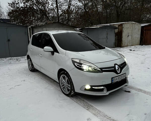 Рено Сценик, объемом двигателя 1.5 л и пробегом 275 тыс. км за 9750 $, фото 1 на Automoto.ua