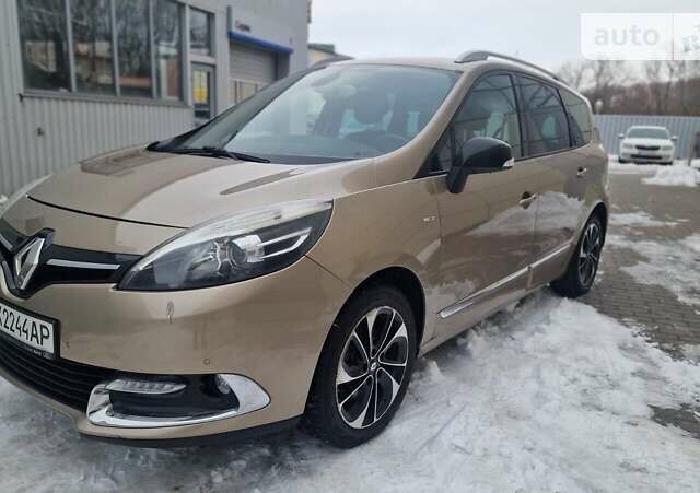 Рено Сценик, объемом двигателя 1.46 л и пробегом 316 тыс. км за 9000 $, фото 1 на Automoto.ua