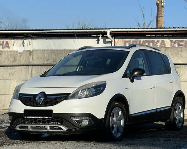 Рено Сценік, об'ємом двигуна 1.6 л та пробігом 250 тис. км за 8800 $, фото 1 на Automoto.ua