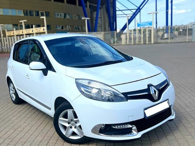 Рено Сценик, объемом двигателя 15 л и пробегом 300 тыс. км за 10499 $, фото 1 на Automoto.ua