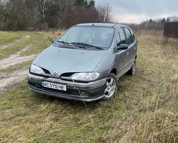 Серый Рено Сценик, объемом двигателя 1.6 л и пробегом 350 тыс. км за 1450 $, фото 1 на Automoto.ua