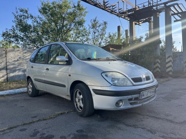 Серый Рено Сценик, объемом двигателя 1.6 л и пробегом 200 тыс. км за 2000 $, фото 1 на Automoto.ua