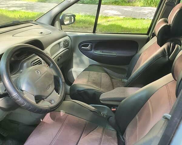 Сірий Рено Сценік, об'ємом двигуна 1.6 л та пробігом 305 тис. км за 3500 $, фото 1 на Automoto.ua