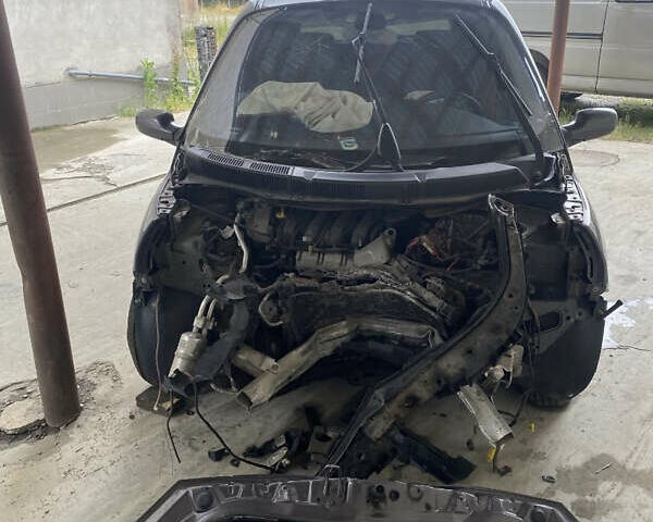 Серый Рено Сценик, объемом двигателя 2 л и пробегом 200 тыс. км за 1000 $, фото 1 на Automoto.ua