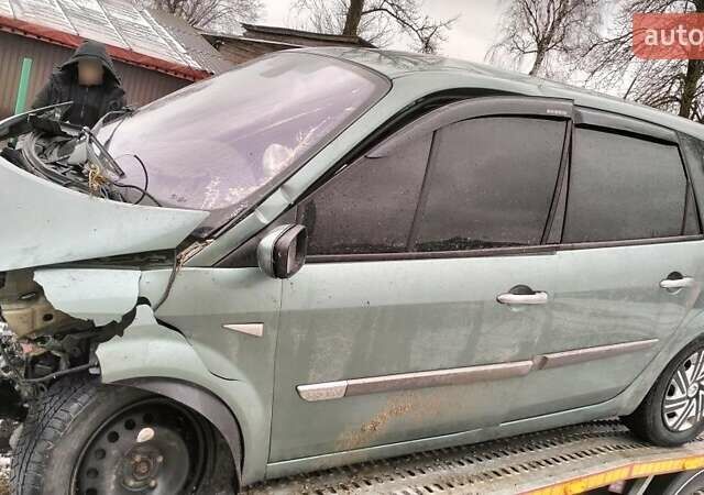 Сірий Рено Сценік, об'ємом двигуна 1.6 л та пробігом 280 тис. км за 1500 $, фото 1 на Automoto.ua