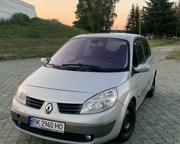 Сірий Рено Сценік, об'ємом двигуна 1.6 л та пробігом 190 тис. км за 4900 $, фото 1 на Automoto.ua
