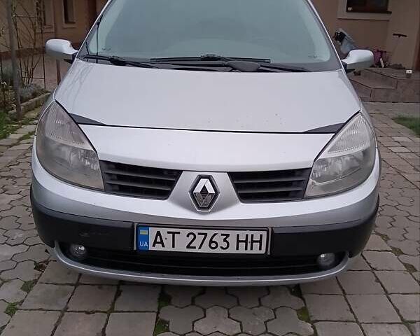 Серый Рено Сценик, объемом двигателя 1.9 л и пробегом 300 тыс. км за 3600 $, фото 1 на Automoto.ua