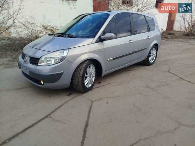 Серый Рено Сценик, объемом двигателя 2 л и пробегом 187 тыс. км за 4300 $, фото 1 на Automoto.ua