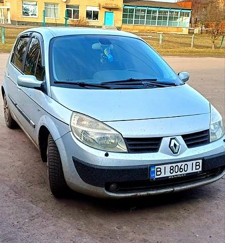 Сірий Рено Сценік, об'ємом двигуна 1.5 л та пробігом 208 тис. км за 4700 $, фото 1 на Automoto.ua