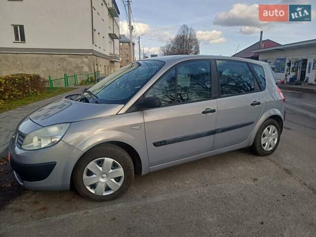 Серый Рено Сценик, объемом двигателя 1.6 л и пробегом 130 тыс. км за 4600 $, фото 1 на Automoto.ua