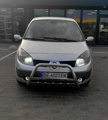 Сірий Рено Сценік, об'ємом двигуна 1.9 л та пробігом 0 тис. км за 4500 $, фото 1 на Automoto.ua