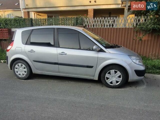 Серый Рено Сценик, объемом двигателя 1.6 л и пробегом 192 тыс. км за 4700 $, фото 1 на Automoto.ua