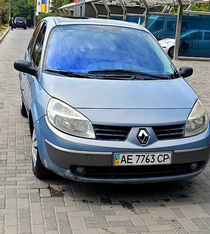 Сірий Рено Сценік, об'ємом двигуна 1.6 л та пробігом 155 тис. км за 3400 $, фото 1 на Automoto.ua