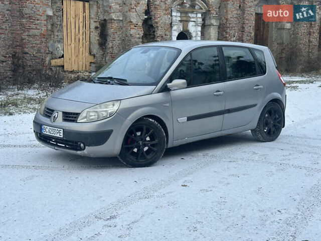Сірий Рено Сценік, об'ємом двигуна 1.6 л та пробігом 300 тис. км за 3300 $, фото 1 на Automoto.ua
