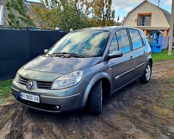 Рено Сценик 2005 в Полтаве на Automoto.ua Серый Рено Сценик, объемом двигателя 1.9 л и пробегом 335 тыс. км за 5200 $, фото 1 на Automoto.ua