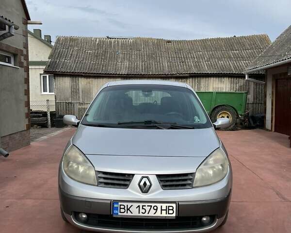 Сірий Рено Сценік, об'ємом двигуна 2 л та пробігом 246 тис. км за 4700 $, фото 1 на Automoto.ua