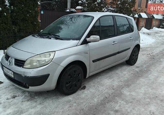 Серый Рено Сценик, объемом двигателя 1.6 л и пробегом 212 тыс. км за 3800 $, фото 1 на Automoto.ua