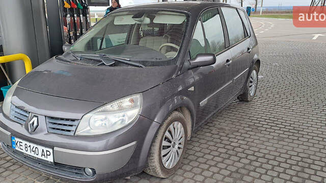 Серый Рено Сценик, объемом двигателя 1.6 л и пробегом 210 тыс. км за 4200 $, фото 1 на Automoto.ua