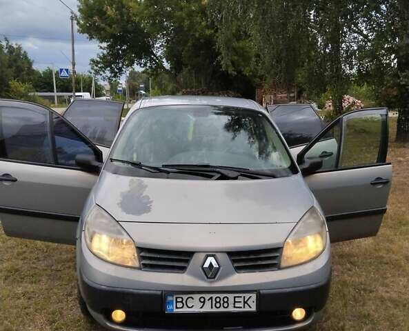 Серый Рено Сценик, объемом двигателя 1.6 л и пробегом 180 тыс. км за 3300 $, фото 1 на Automoto.ua