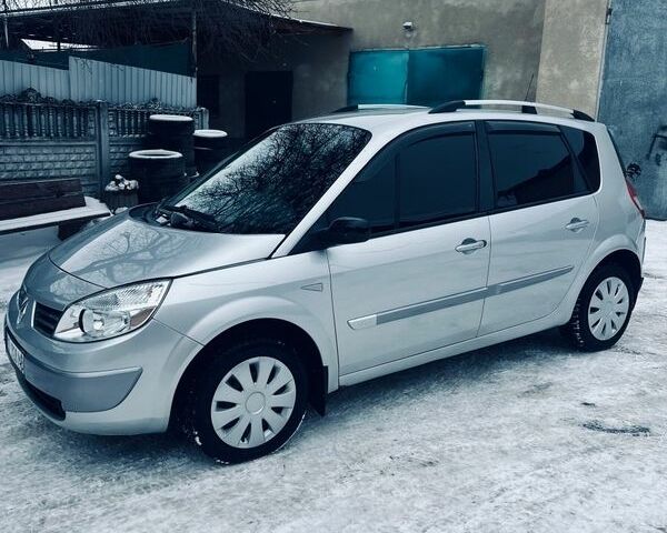 Серый Рено Сценик, объемом двигателя 1.46 л и пробегом 197 тыс. км за 4700 $, фото 1 на Automoto.ua