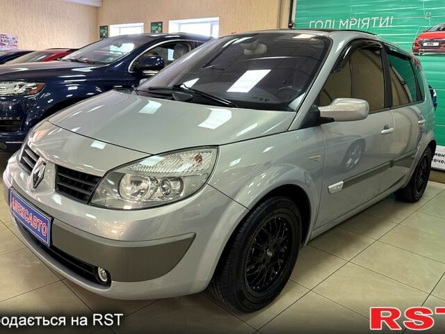 Серый Рено Сценик, объемом двигателя 1.6 л и пробегом 193 тыс. км за 5600 $, фото 1 на Automoto.ua