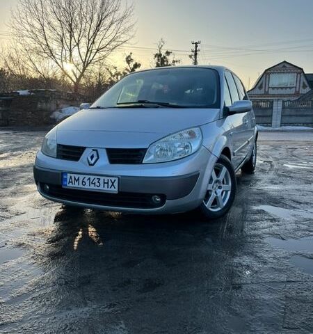 Серый Рено Сценик, объемом двигателя 1.6 л и пробегом 225 тыс. км за 4399 $, фото 1 на Automoto.ua