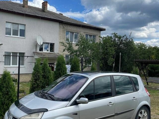 Серый Рено Сценик, объемом двигателя 1.6 л и пробегом 336 тыс. км за 3350 $, фото 1 на Automoto.ua