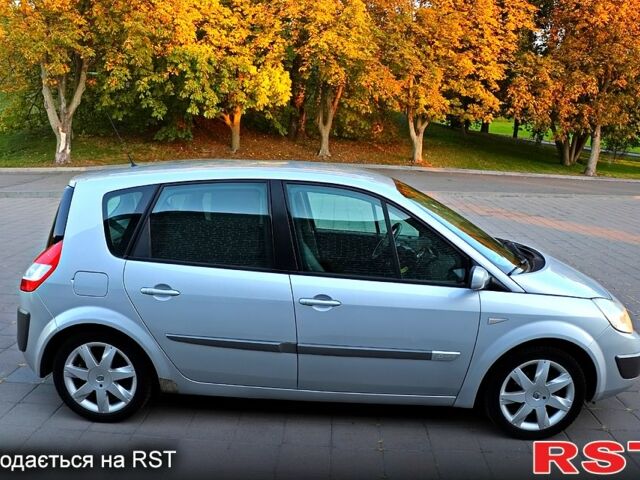 Серый Рено Сценик, объемом двигателя 1.6 л и пробегом 250 тыс. км за 6222 $, фото 1 на Automoto.ua