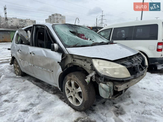 Сірий Рено Сценік, об'ємом двигуна 2 л та пробігом 206 тис. км за 799 $, фото 1 на Automoto.ua