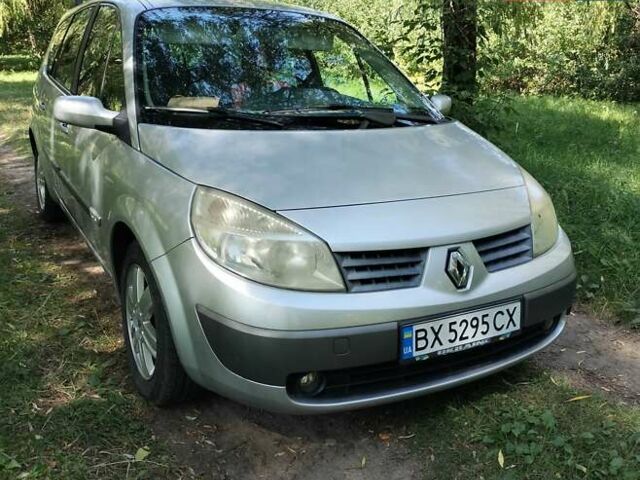 Серый Рено Сценик, объемом двигателя 1.6 л и пробегом 327 тыс. км за 5650 $, фото 1 на Automoto.ua