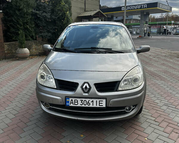 Серый Рено Сценик, объемом двигателя 2 л и пробегом 278 тыс. км за 3400 $, фото 1 на Automoto.ua