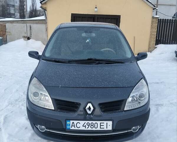 Серый Рено Сценик, объемом двигателя 1.5 л и пробегом 246 тыс. км за 4700 $, фото 1 на Automoto.ua