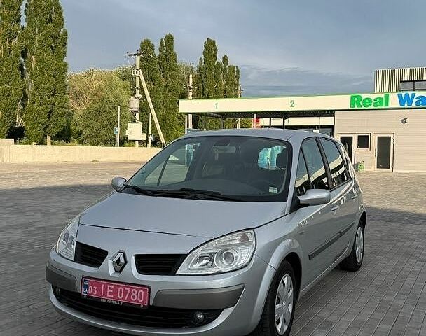 Серый Рено Сценик, объемом двигателя 1.6 л и пробегом 166 тыс. км за 5299 $, фото 1 на Automoto.ua