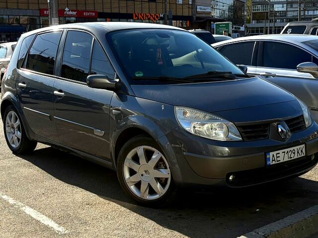 Сірий Рено Сценік, об'ємом двигуна 2 л та пробігом 219 тис. км за 5500 $, фото 1 на Automoto.ua