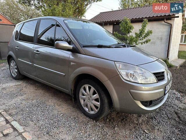 Сірий Рено Сценік, об'ємом двигуна 1.6 л та пробігом 266 тис. км за 5700 $, фото 1 на Automoto.ua